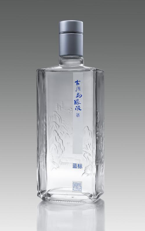 八十年代初合并4家老作坊,古川酒业是一家白酒研发,酿造生产,酒类销售
